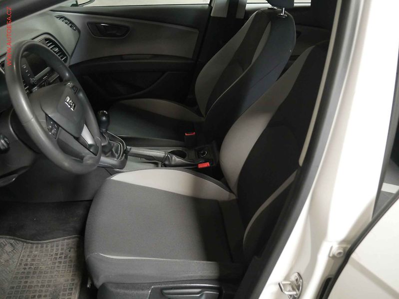 Seat Leon (2016) 1.2 TSi, ČR, AC - fotka 9 z 15