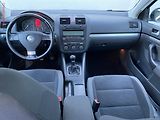 Volkswagen Golf (2009) 1.9 TDi, AC, park.čidla - náhled 8