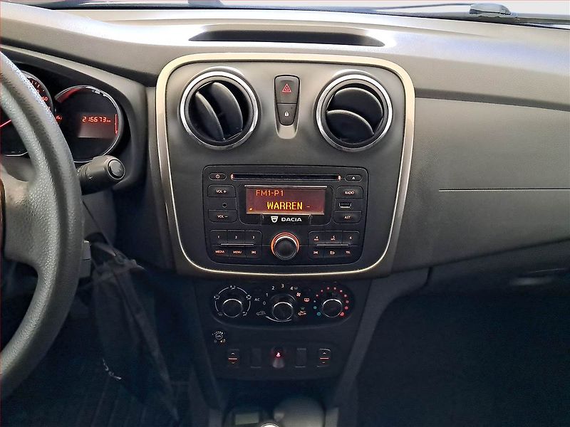 Dacia Logan (2014) 1.2 16V, LPG, Serv.kniha - fotka 12 z 16