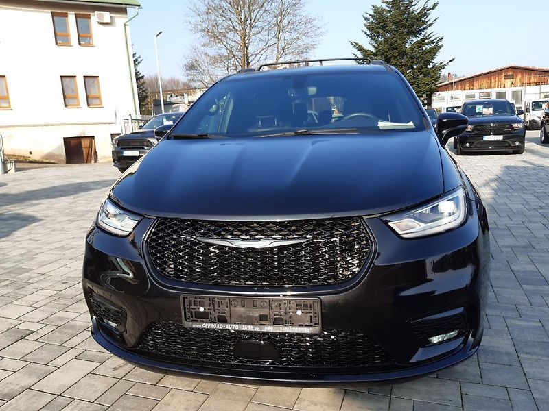 Chrysler Pacifica (2019) 3,6L V6 Hybrid,Plus, DVD,tažné - fotka 2 z 38