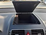 Volkswagen Touran (2011) 2.0 TDi CROSS - náhled 20