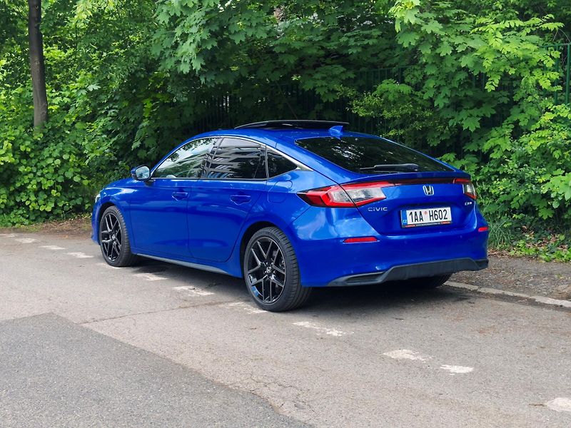 Honda Civic (2023) Honda 2.0 e:HEV, ADVANCE - fotka 3 z 11