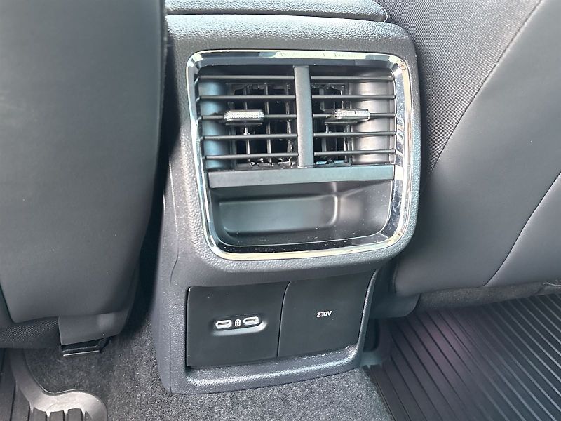 Škoda Octavia (2023) Combi 1.5 TSI Style+ - fotka 26 z 31
