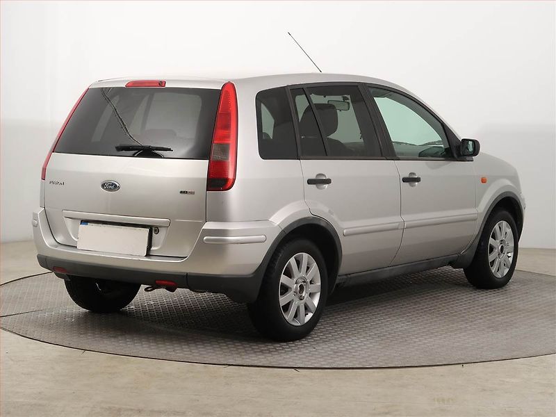 Ford Fusion (2005) 1.4 TDCi, po STK, slušný stav - fotka 5 z 12