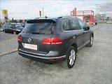 Volkswagen Touareg 3,0 TDI, DSG,servis,el.tažné - náhled 6