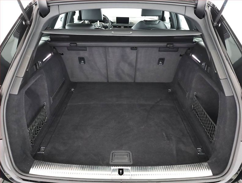 Audi A4 (2017) 2.0 TDI, 4X4, Automat - fotka 20 z 21