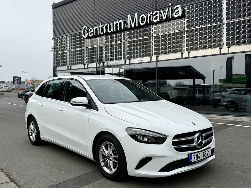 Mercedes-Benz Třídy B (2020) 180 d - fotka 2 z 36