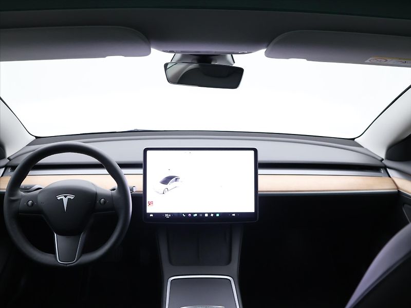 Tesla Model 3 Long Range 75kWh AWD sOH 90% - fotka 26 z 34