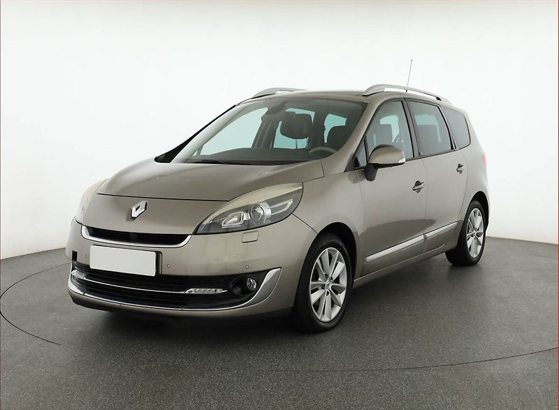 Renault Grand Scénic (2013) 1.6 dCi, 7 míst, Navi, Xenony - fotka 2 z 18