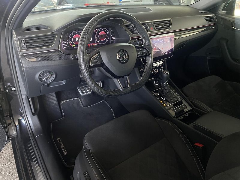 Škoda Superb 2.0 TSI 200 kW 4x4 DSG - fotka 7 z 30