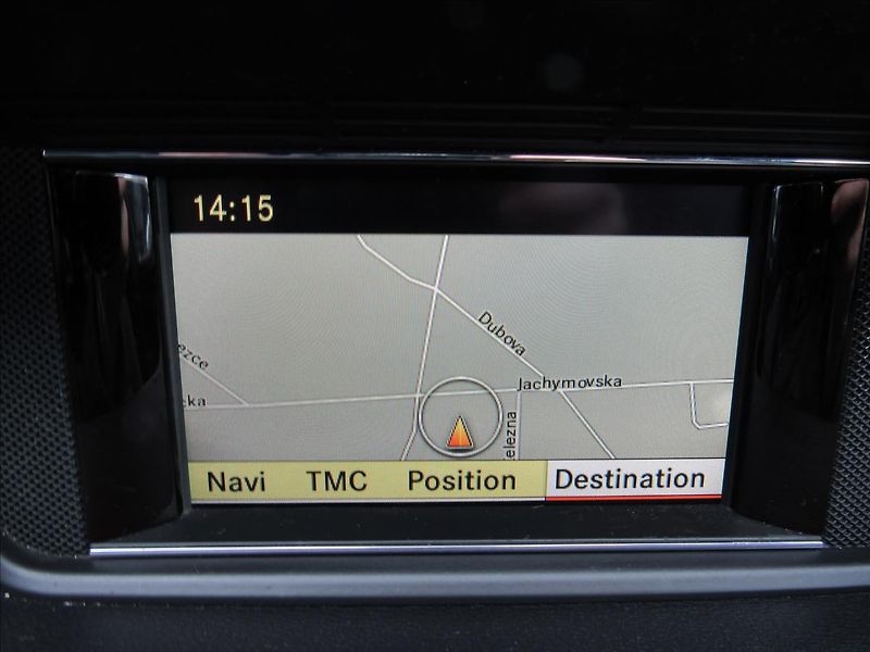 Mercedes-Benz Třídy E 2,1 E 220 CDI Avantgarde - fotka 16 z 32