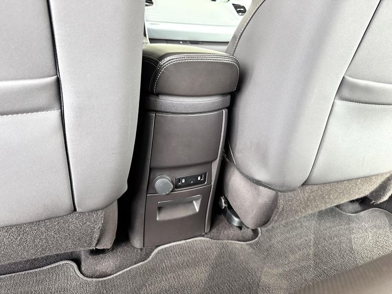 Renault Espace 1,6dCi AUT*Init.Paris*Masáže - fotka 33 z 40