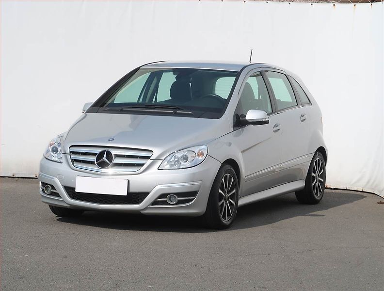 Mercedes-Benz Třídy B (2009) B 180 CDI , Automat, Tempomat - fotka 2 z 20