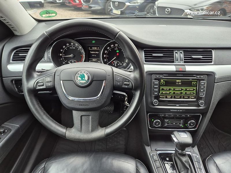 Škoda Superb (2012) 2.0TDi 125KW ELEGANCE XENON - fotka 23 z 50