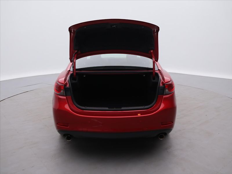 Mazda 6 2.0 107kW Center-Line - fotka 9 z 30