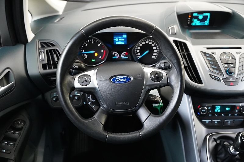 Ford Grand C-MAX - fotka 17 z 23