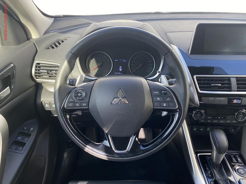 Mitsubishi Eclipse Cross (2018) 1.5T-MiVEC 4x4, AT, kůže - fotka 11 z 21
