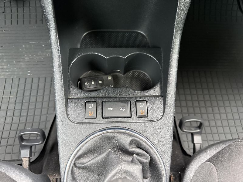 Škoda Fabia 1,2TSI 77kW Po rozvodech  - fotka 18 z 22