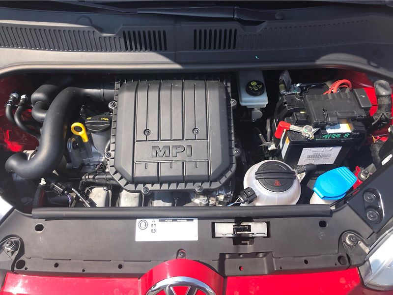 Volkswagen up! 1,0 44kW BMT Move - fotka 26 z 26