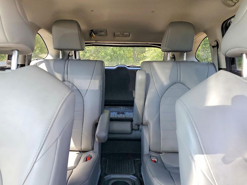 Toyota Highlander (2022) XLE  - fotka 10 z 12