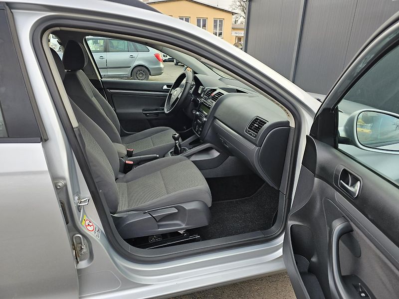 Volkswagen Golf 1.9 TDI 77kW,KLIMA,2x KOLA - fotka 22 z 38