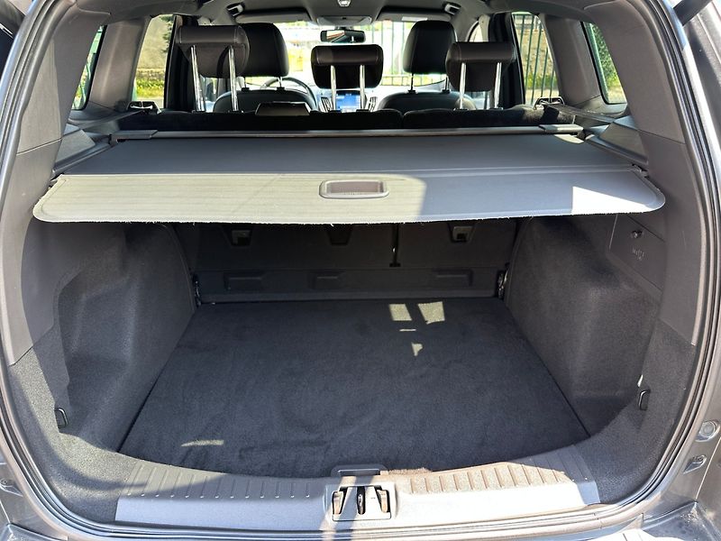 Ford Kuga (2017) 1,5 110kw EcoBoost ST-line - fotka 12 z 23