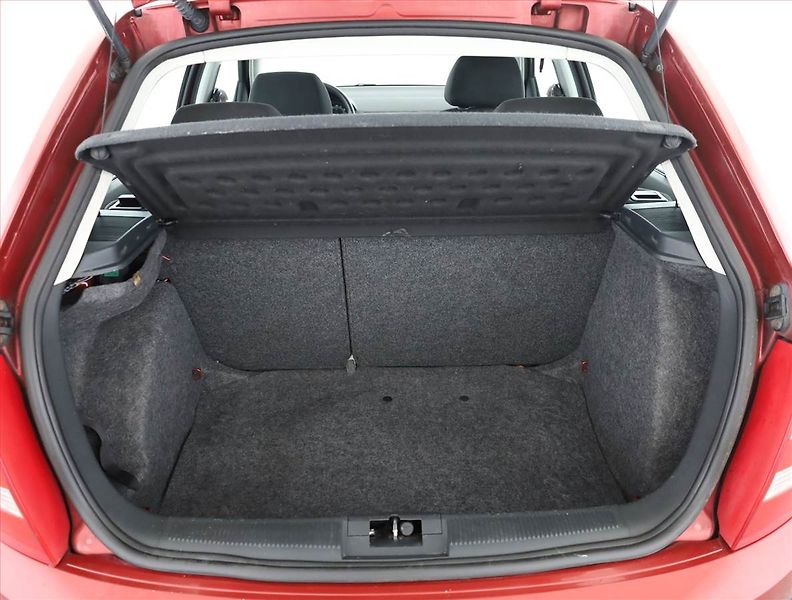 Škoda Fabia (2005) 1.4 16V, po STK, Klima - fotka 13 z 13