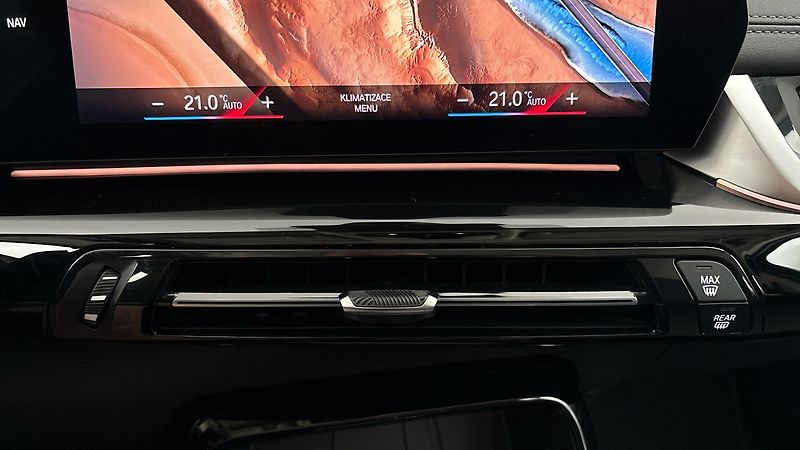 BMW Řada 2 218i AUT Luxury Line - fotka 13 z 30