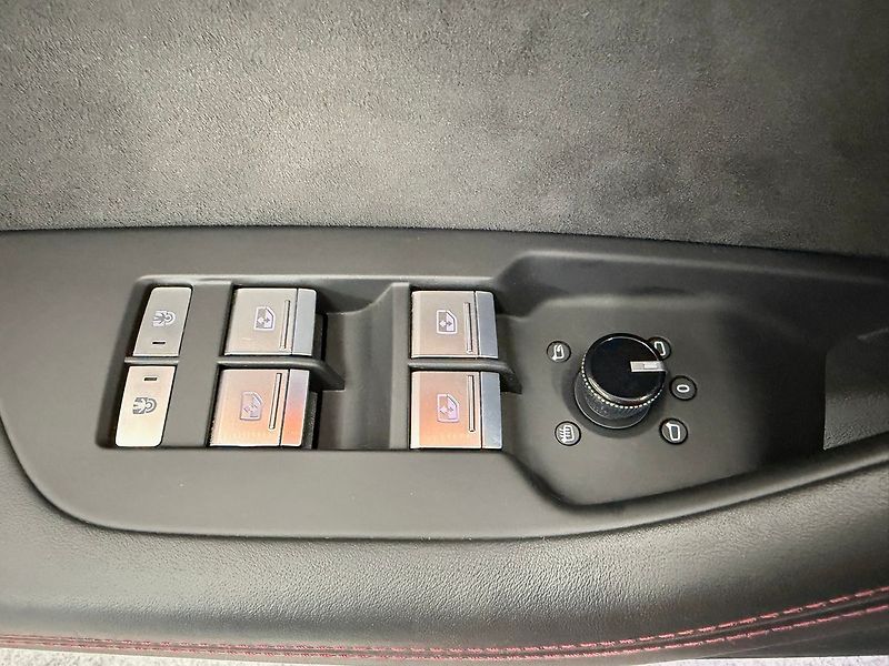 Audi RS 6 QUATTRO, MATRIX, SPORTOVNÍ DIF - fotka 25 z 31
