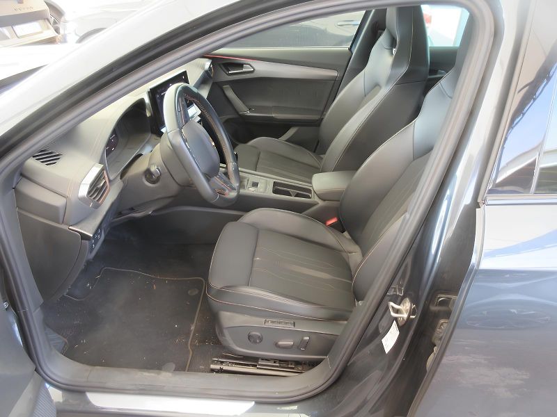 Cupra Formentor 1.5TSI 110kW Panorama DPH 1Maj - fotka 3 z 3