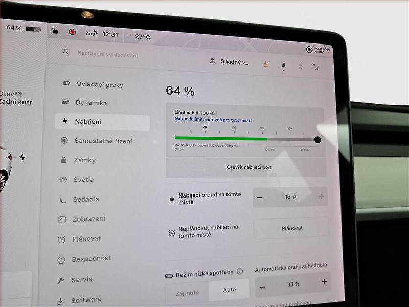 Tesla Model 3 (2019) Long Range 4WD 78kWh, SoH 84% - fotka 20 z 22