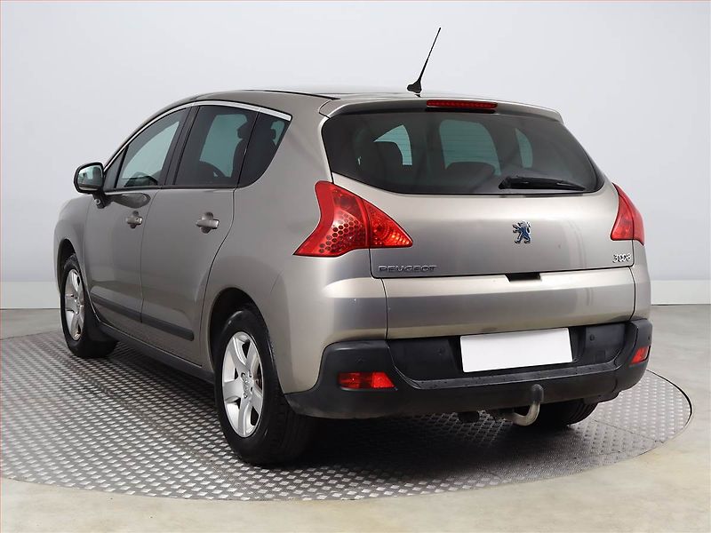 Peugeot 3008 (2010) 1.6 HDi, Tempomat - fotka 4 z 12