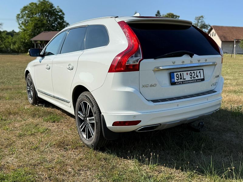 Volvo XC60 (2014) - fotka 7 z 12