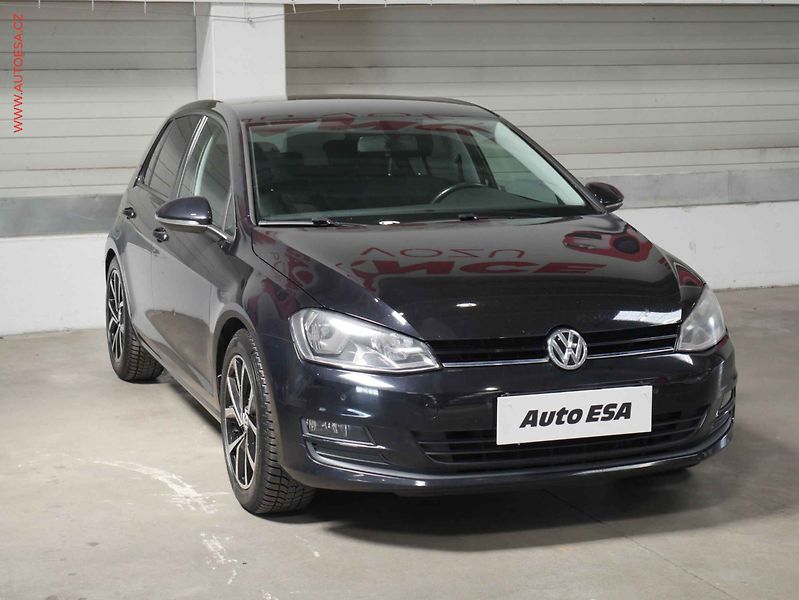 Volkswagen Golf (2014) 2.0 TDi, ČR, AC, tempo - fotografie inzerátu