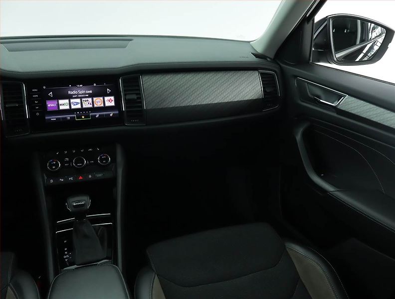 Škoda Kodiaq (2023) 1.5 TSI - fotka 8 z 16