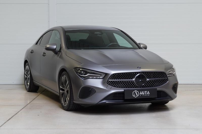 Mercedes-Benz CLA 180,NZ.TOPENÍ,VYHŘÍVANÝ VOLANT - fotka 3 z 30