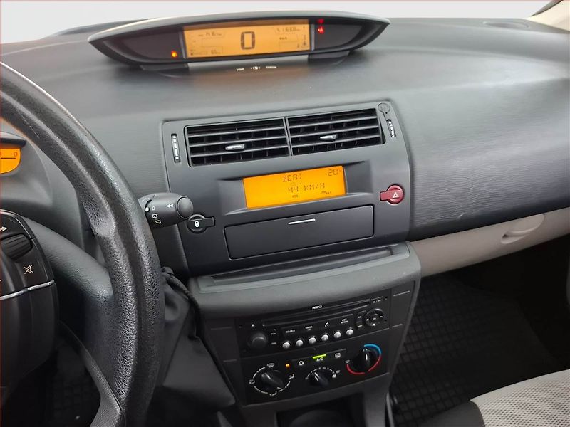 Citroën C4 (2007) 1.6 16V, Serv.kniha, nová STK - fotka 12 z 15