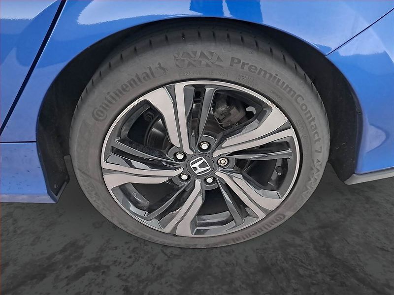 Honda Civic (2018) 1.0 VTEC Turbo, Kůže, Navi - fotka 15 z 17