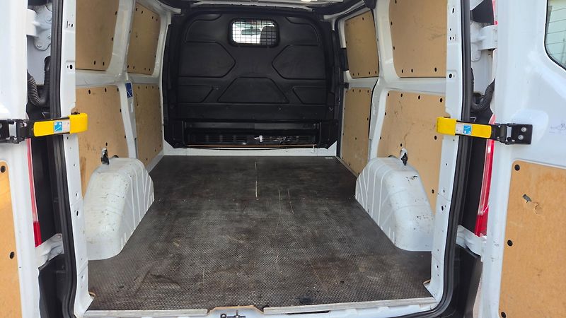 Ford Transit Custom (2019) VAN L1H1 - fotka 5 z 16