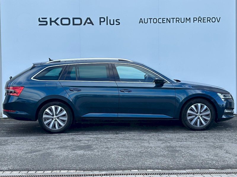 Škoda Superb (2023) 2.0 TDI 110kW DSG Style Extra, - fotka 31 z 35