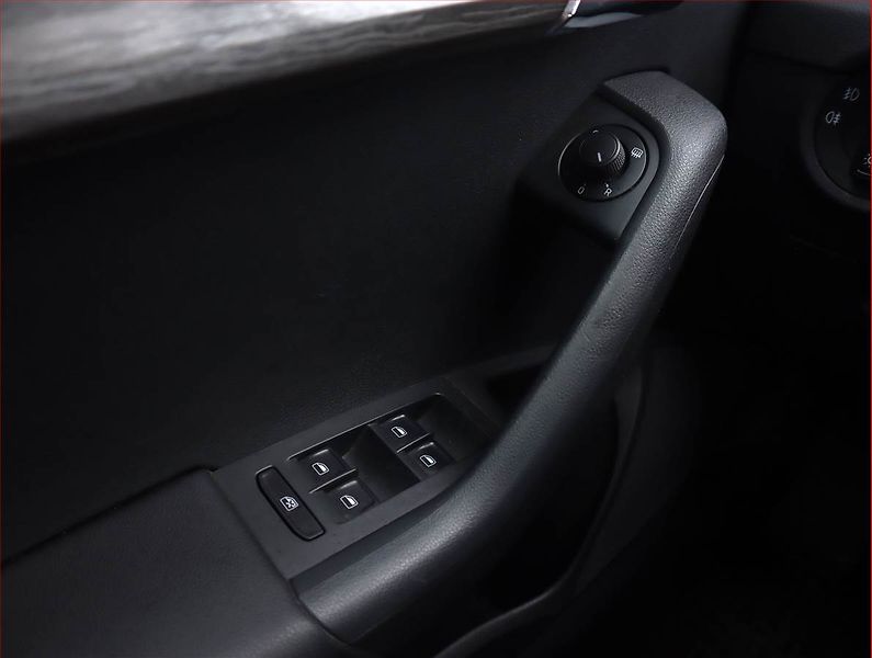 Škoda Octavia (2015) 2.0 TDI, 4X4, Automat - fotka 17 z 19