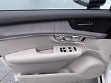 Volvo XC90 (2026) B5 AWD AUT DARK PLUS 7míst - náhled 7