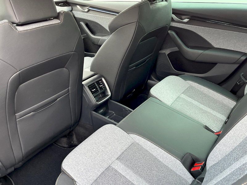 Škoda Octavia (2025) 2.0 TDI 110kW DSG Selection Co - fotka 6 z 29