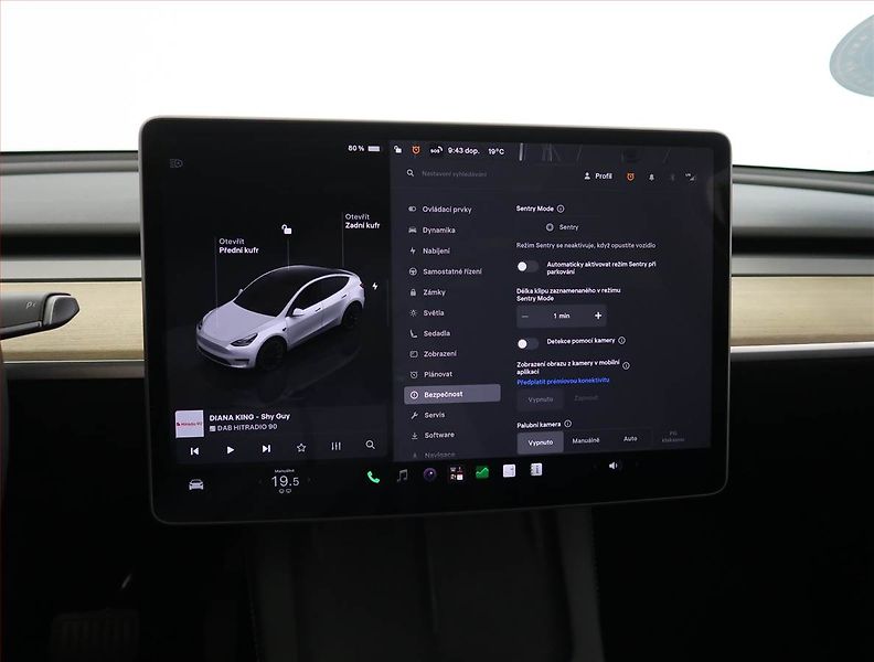 Tesla Model Y (2023) RWD LFP 60kWh, SoH 97% - fotka 26 z 33