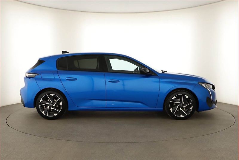 Peugeot 308 (2022) 1.2 PureTech, ČR,1.maj - fotka 6 z 16