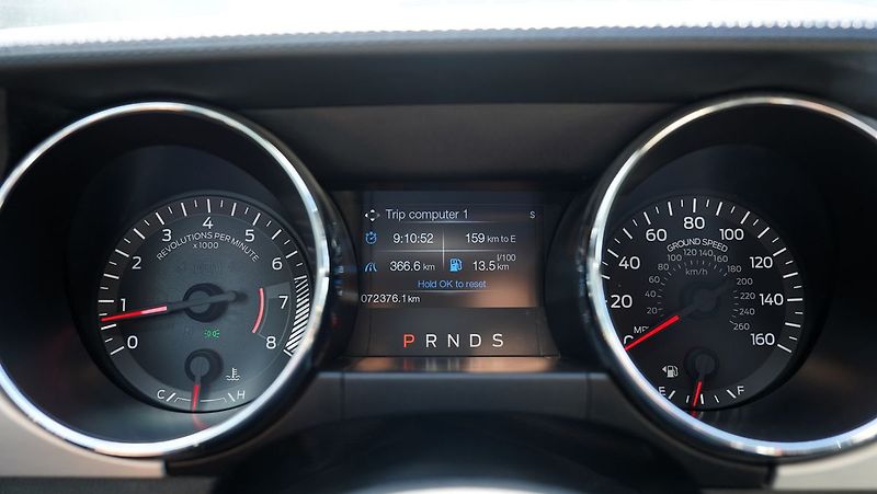 Ford Mustang 5.0 GT V8 330 KW/AT/GT 500/DPH - fotka 21 z 25