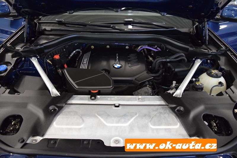 BMW X3 2.0d xDRIVE MILDHYBRID 2021 - fotka 66 z 72