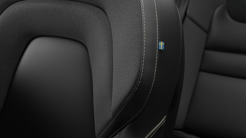 Volvo V60 (2026) T6 BRIGHT PLUS AUT - fotka 8 z 11