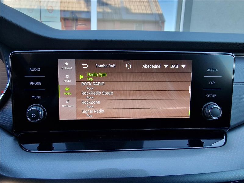 Škoda Octavia 2.0TDI Ambition, ČR,1.Majitel - fotka 28 z 50
