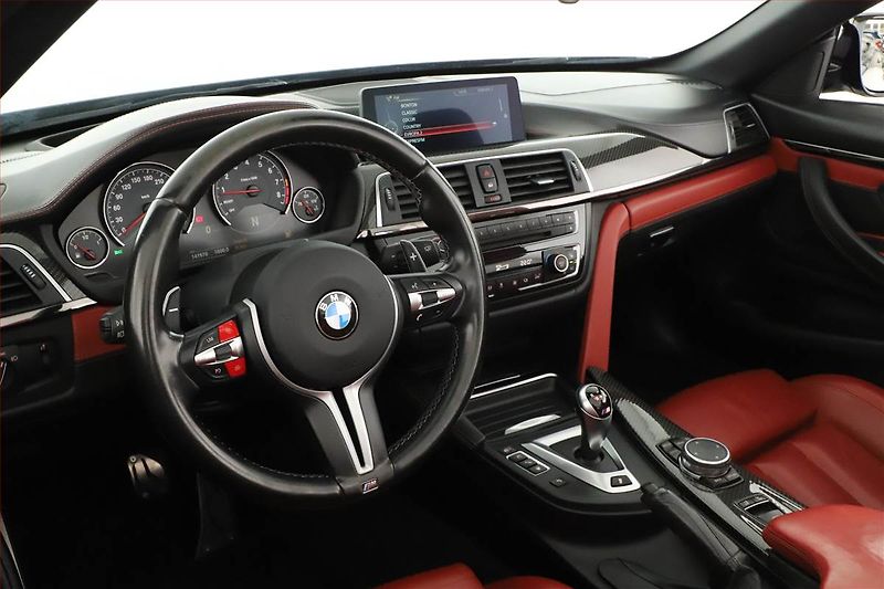 BMW M4 (2015) - fotka 14 z 20